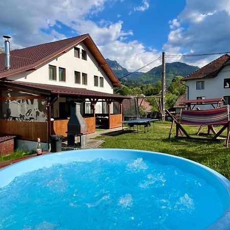 Milea'S Guesthouse Bran  Esterno foto