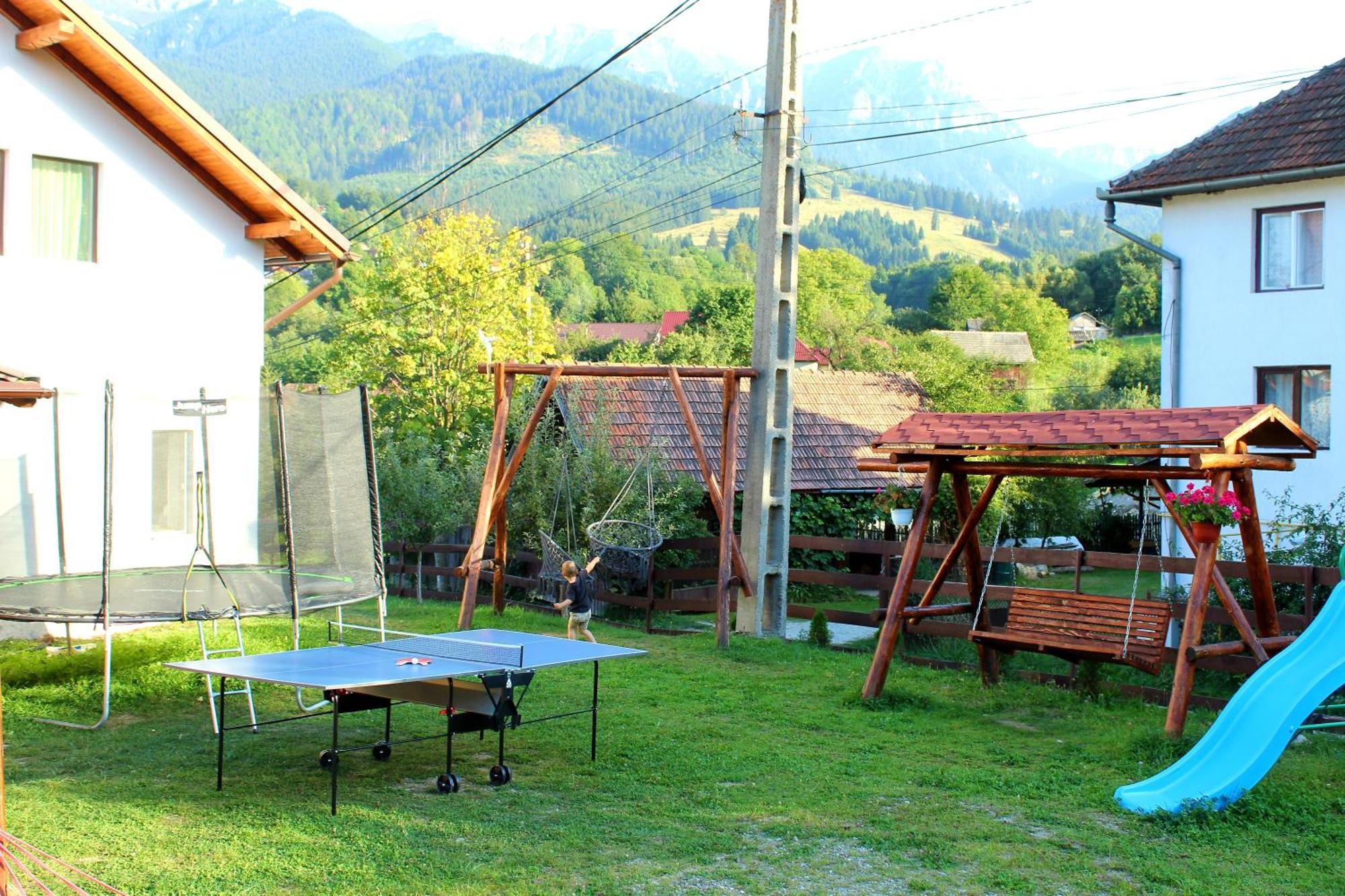 Milea'S Guesthouse Bran  Esterno foto